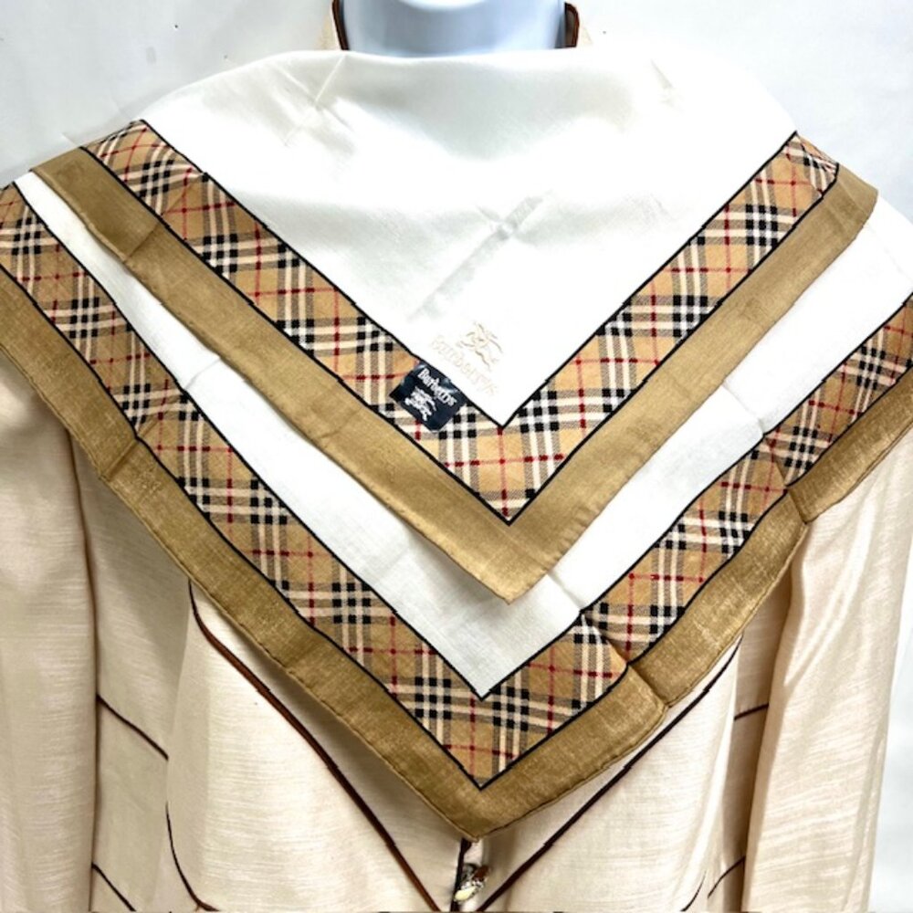 New Men/Women  BURBERRY Handkerchief Nova Check Set of Two 17"-19" 100％Cotton(31 - Picture 5 of 15